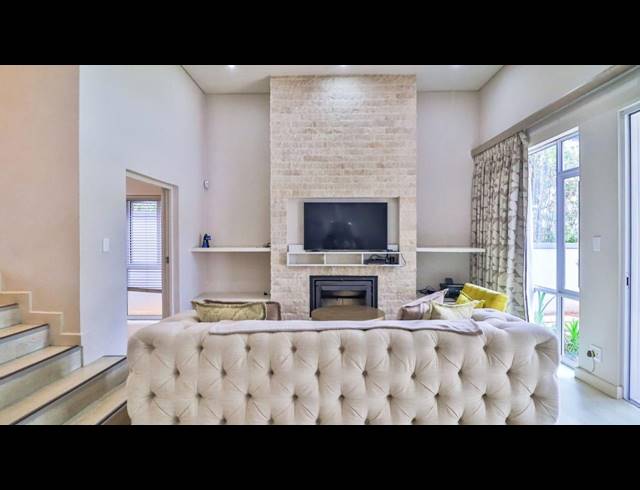 3 BEDROOM HOUSE FOR SALE IN MONTROSE